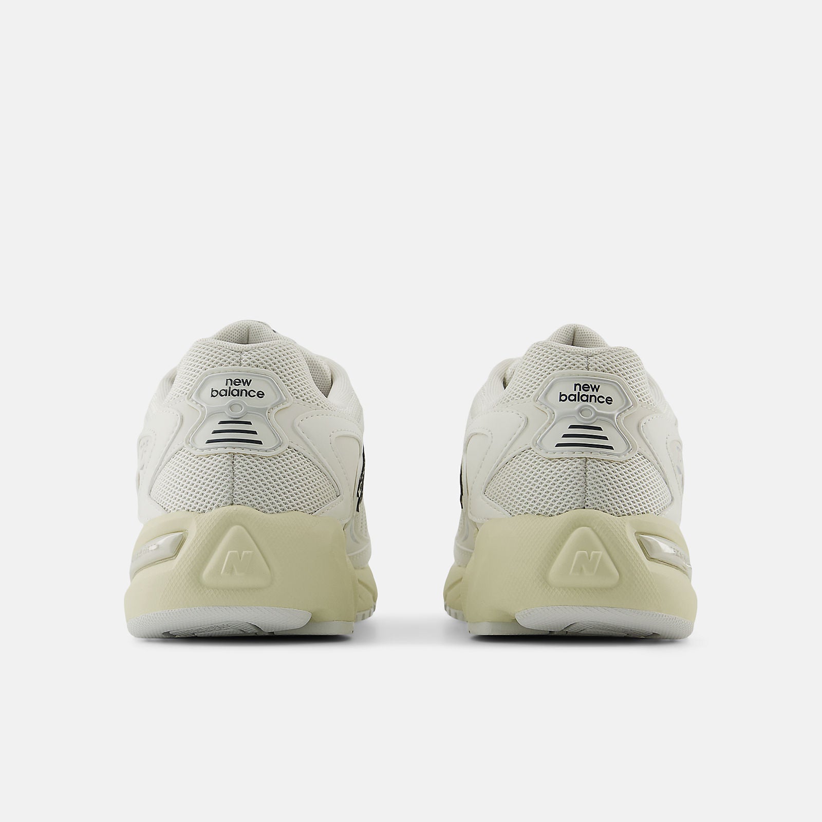 ◆NEW BALANCE◆ML725CA(D) ML725CA OFF WHITE(CA) New Balance Women's ML725CA - 2000s-Inspired Sneakers with